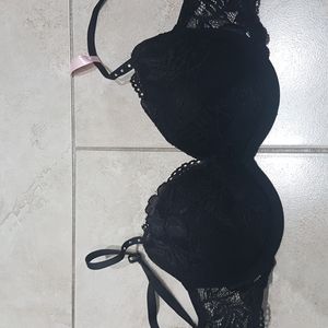 BNWT La Vie en Rose Bra